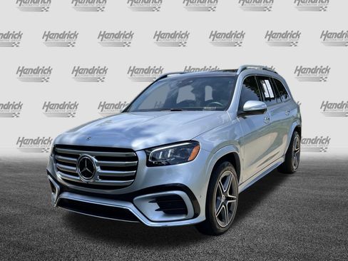Certified 2024 Mercedes-Benz GLS 450 4MATIC image 5