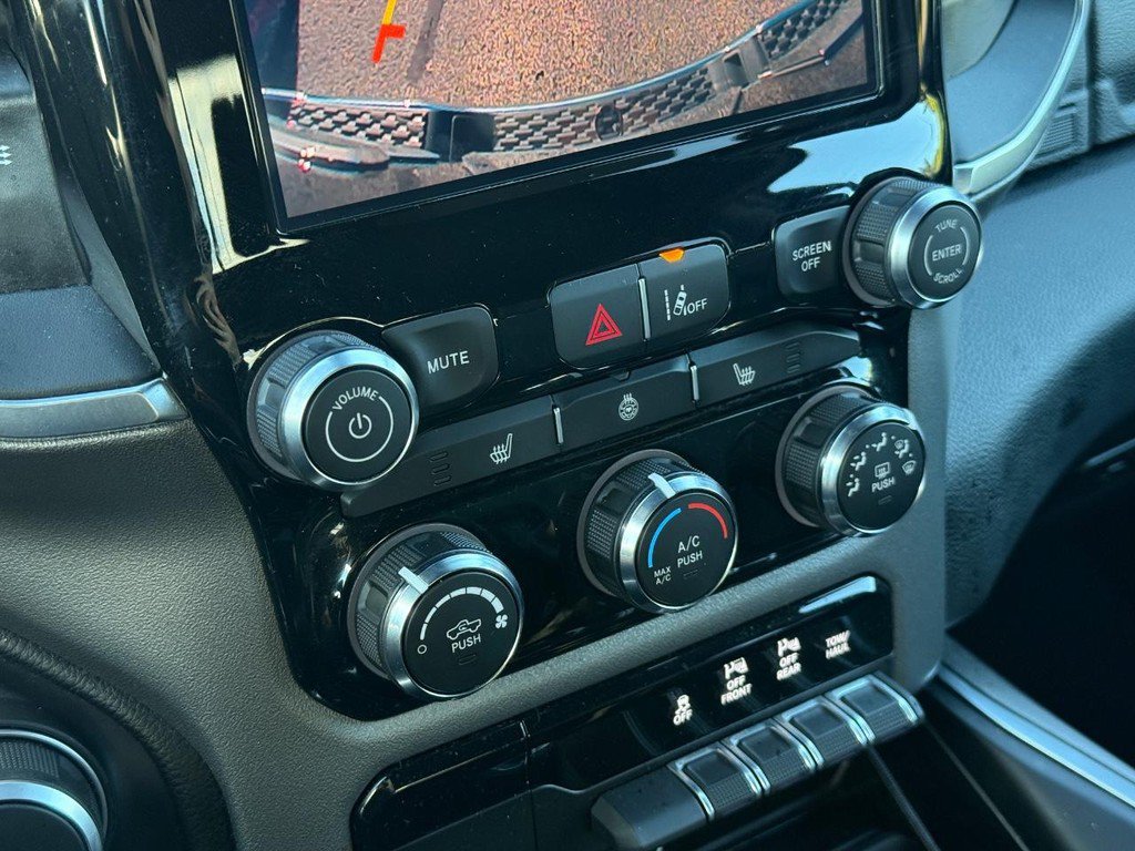 Certified 2025 RAM 1500 Big Horn AWD/4WD image 18