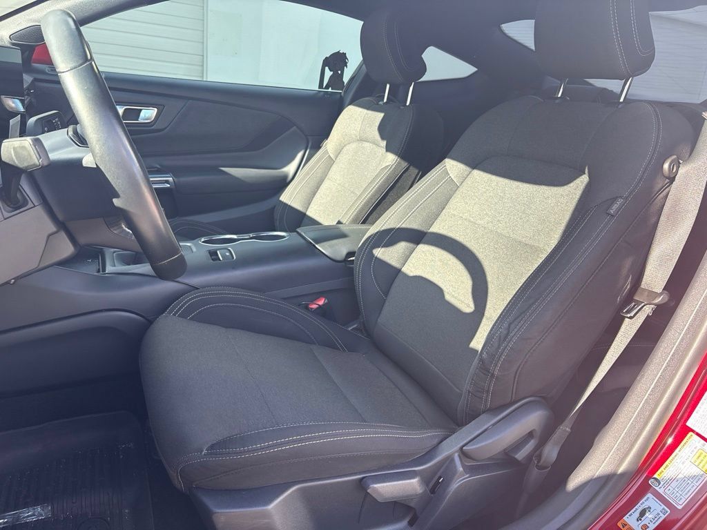 Used 2024 Ford Mustang GT RWD image 4