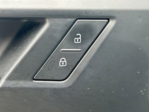 Used 2019 Volkswagen Jetta SE image 23