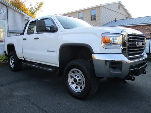 Used 2016 GMC Sierra 2500 4x4 Double Cab w/ Snow Plow Prep Package image 8