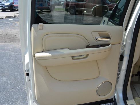 Used 2008 Cadillac Escalade EXT AWD/4WD image 47
