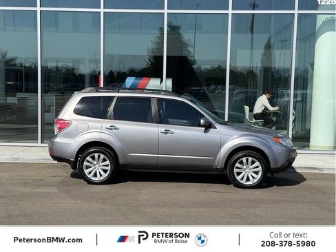 Used 2011 Subaru Forester 2.5X Premium AWD/4WD image 6