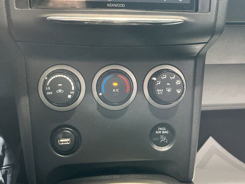 Used 2014 Nissan Rogue S w/ Convenience Package FWD image 19