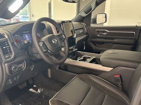 New 2026 RAM 1500 Laramie AWD/4WD image 11