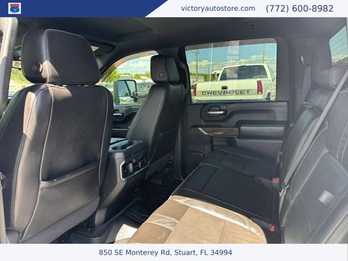 Used 2020 Chevrolet Silverado 3500 High Country w/ Technology Package AWD/4WD image 15