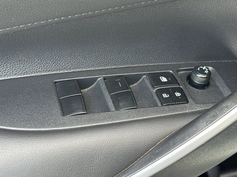 Used 2020 Toyota Corolla SE image 13