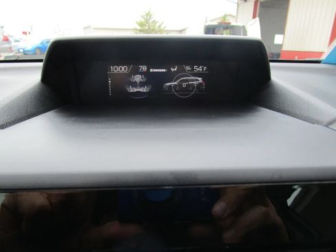Used 2021 Subaru Forester Premium AWD/4WD image 30