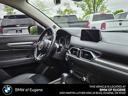Used 2019 MAZDA CX-5 Touring FWD image 12