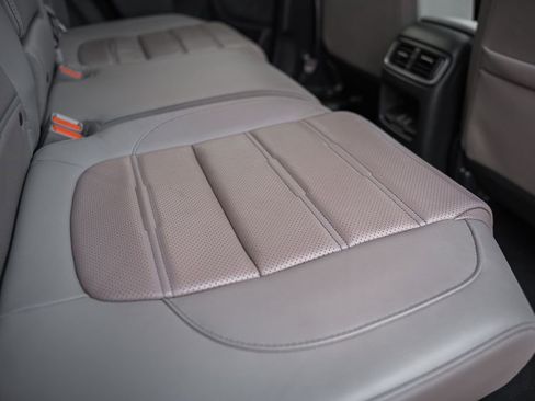 Certified 2022 Honda CR-V Touring image 35