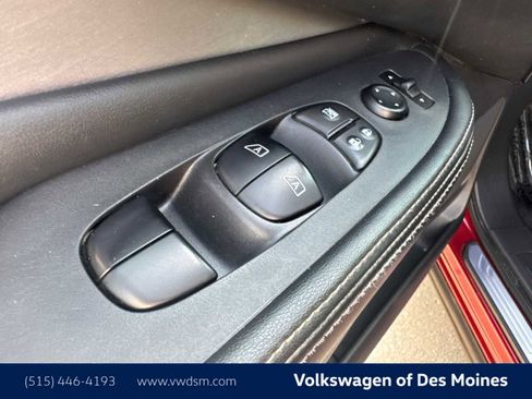 Used 2020 Nissan Murano SV image 24