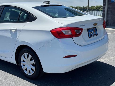 Used 2017 Chevrolet Cruze LS w/ LS Fleet Convenience Package FWD image 39