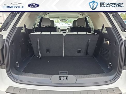 New 2026 Ford Explorer Active w/ Active Comfort Package RWD image 15