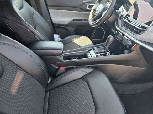 Certified 2024 Jeep Compass Latitude AWD/4WD image 21