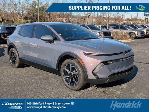 New 2026 Chevrolet Equinox EV LT image 1