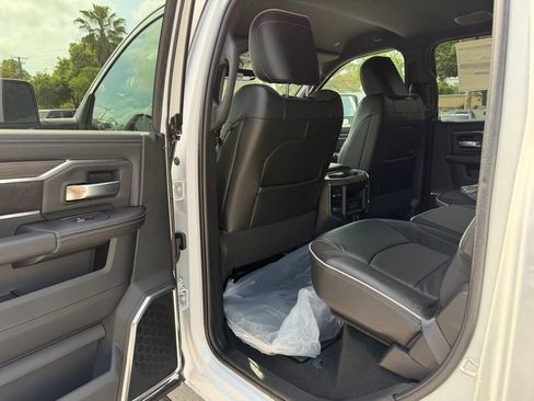 New 2026 RAM 3500 Laramie w/ Towing Technology Group AWD/4WD image 31