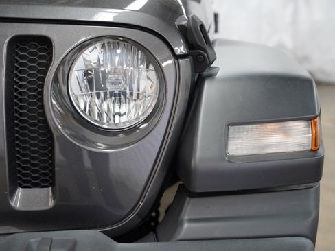 Certified 2022 Jeep Wrangler Unlimited Sport AWD/4WD image 13