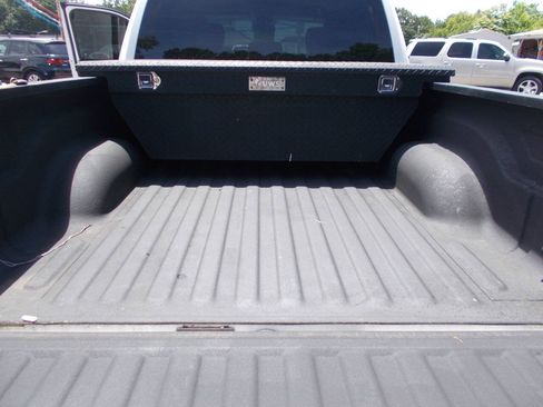 Used 2018 RAM 1500 Tradesman w/ Popular Equipment Group RWD image 17