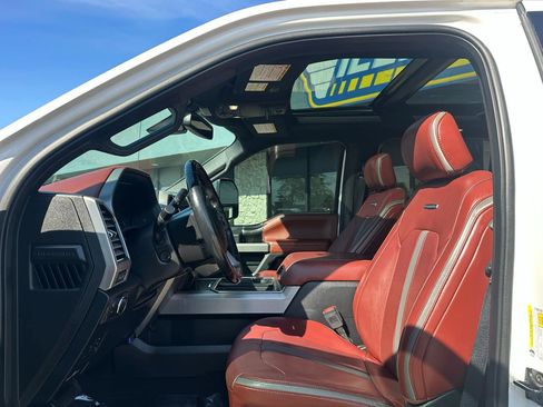 Used 2019 Ford F250 Platinum w/ Platinum Ultimate Package AWD/4WD image 2