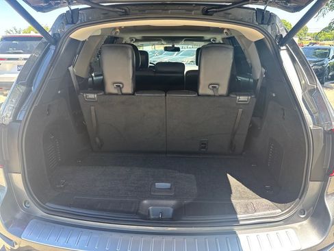 Used 2019 Nissan Pathfinder Platinum AWD/4WD image 20