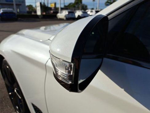 Used 2022 Genesis G70 3.3T image 12