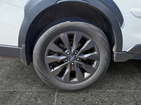Used 2025 Subaru Outback Onyx Edition AWD/4WD image 9