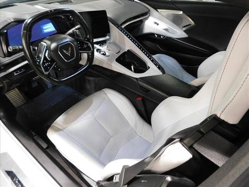 Used 2023 Chevrolet Corvette Stingray Preferred Conv w/ Z51 Performance Package RWD image 16