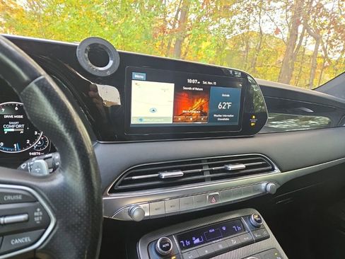 Used 2021 Hyundai Palisade Calligraphy image 16