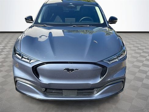 Used 2021 Ford Mustang Mach-E Premium image 2