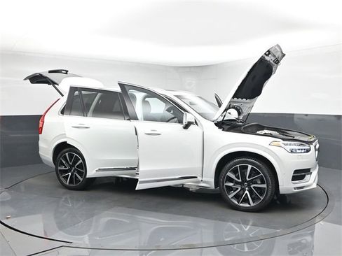 Used 2023 Volvo XC90 B6 Plus w/ Protection Package Premier image 52