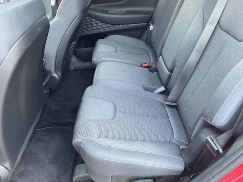 Used 2020 Hyundai Santa Fe SEL image 19