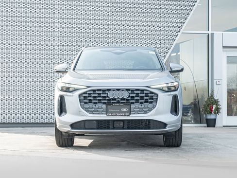 Certified 2025 Audi Q5 Premium Plus w/ Premium Plus image 35