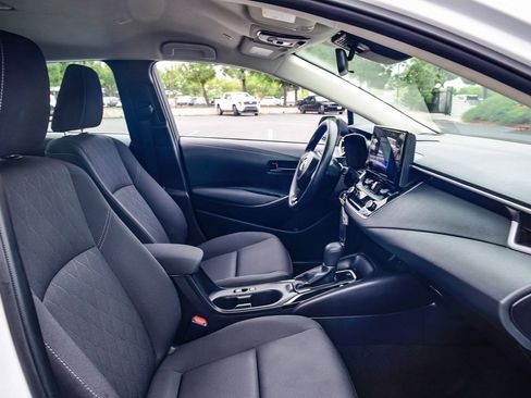 Certified 2025 Toyota Corolla LE image 20