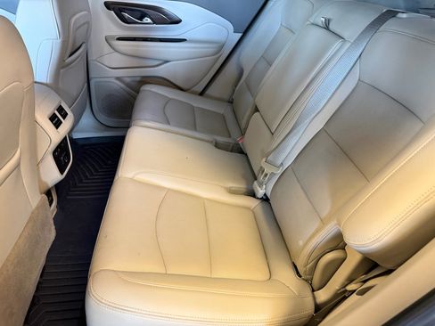 Used 2018 GMC Terrain Denali w/ Comfort Package image 13