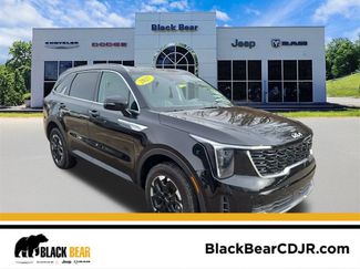 Used 2025 Kia Sorento S w/ Panoramic Sunroof Package video 1