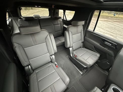 New 2026 Chevrolet Suburban RST w/ RST Capability Package image 22