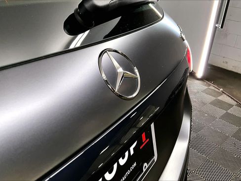 Used 2025 Mercedes-Benz GLC 43 AMG 4MATIC image 30