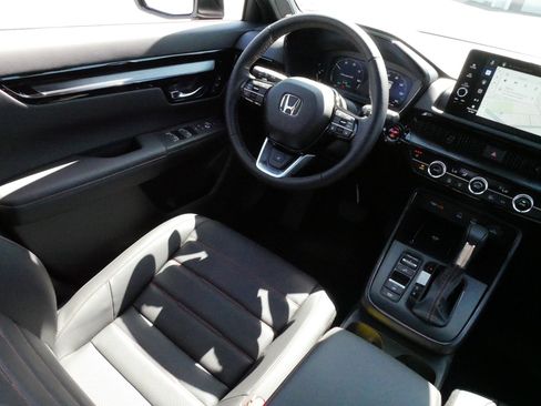Certified 2026 Honda CR-V Sport Touring image 9