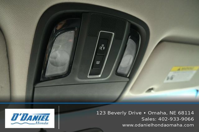 Used 2017 Kia Sorento AWD image 30