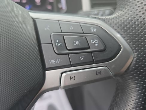 Used 2020 Volkswagen Atlas Cross Sport SEL Premium R-Line image 17