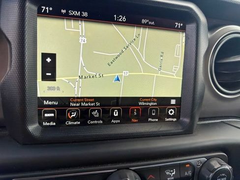 Used 2021 Jeep Gladiator Sport AWD/4WD image 16
