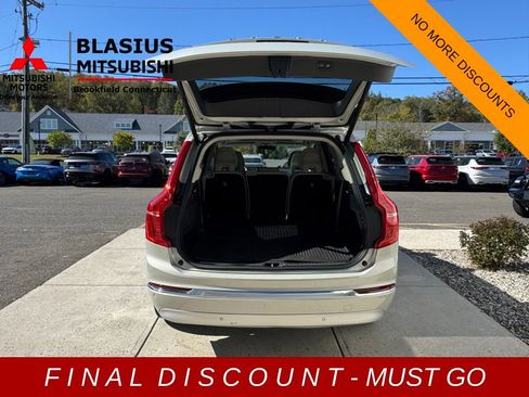 Used 2022 Volvo XC90 T6 Inscription w/ Advanced Package image 29