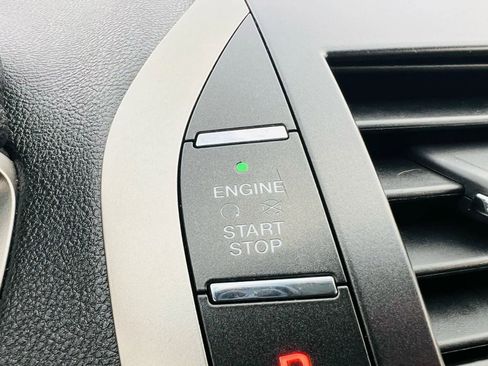 Used 2014 Lincoln MKZ AWD w/ Equipment Group 102A Reserve image 40