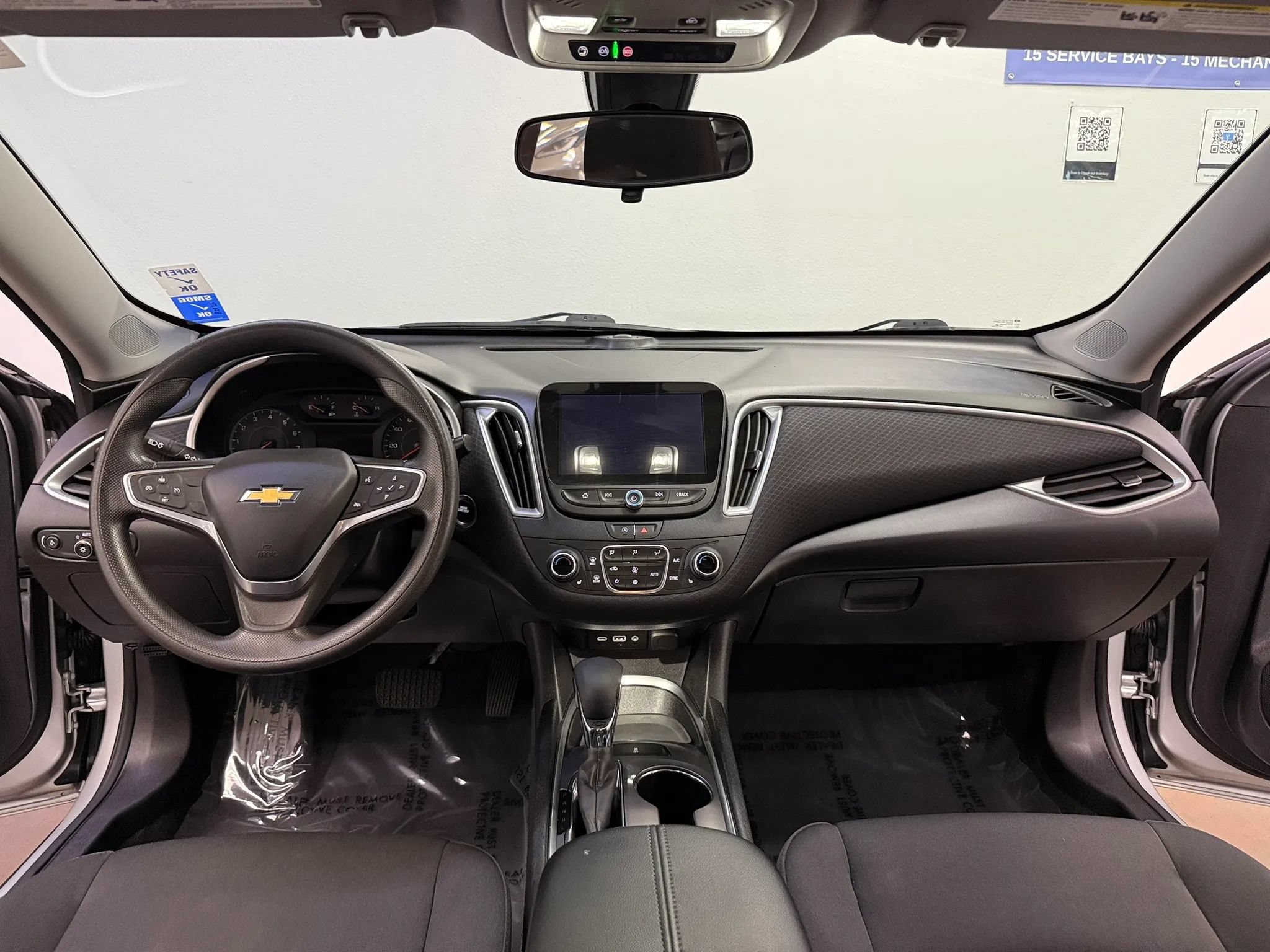 Used 2022 Chevrolet Malibu LT FWD image 9