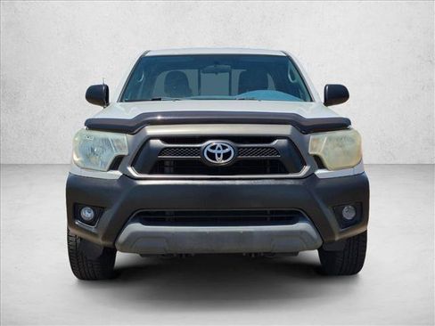 Used 2015 Toyota Tacoma 2WD Access Cab w/ Convenience Package image 2