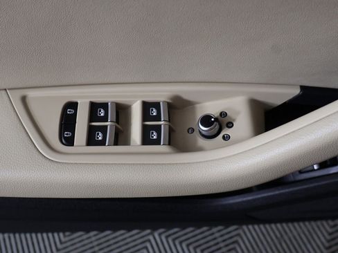 Used 2023 Audi A4 2.0T Premium w/ Convenience Package AWD/4WD image 34