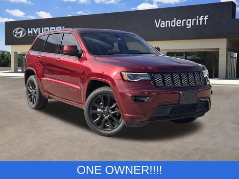 Used 2020 Jeep Grand Cherokee Altitude image 1