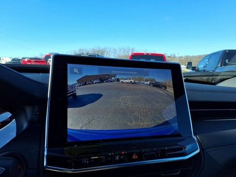 New 2026 Jeep Compass Latitude image 16