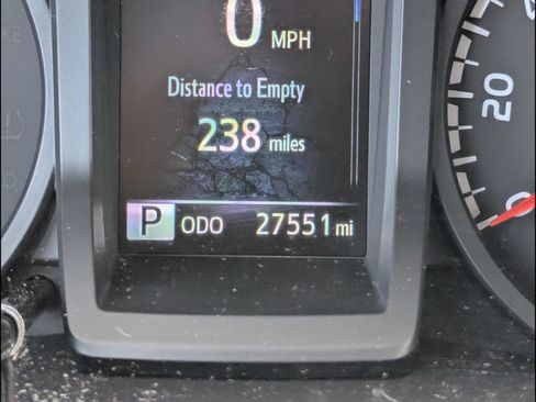 Used 2023 Toyota Tacoma SR image 21