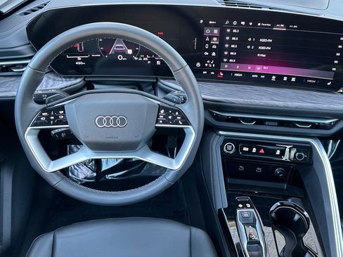 Used 2025 Audi Q5 Premium Plus w/ Premium Plus image 14